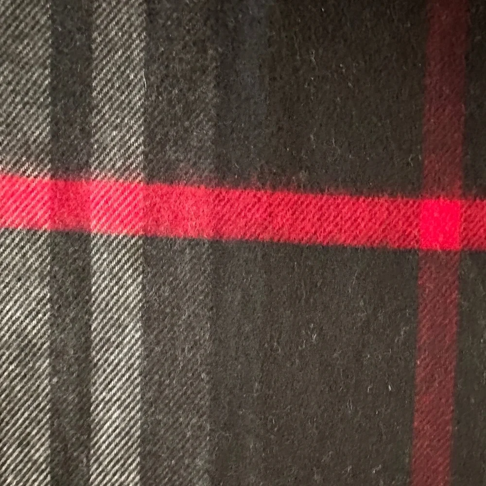 Cashmink V. Fraas Black Gray White Red Plaid Fringe Scarf Made in Germany